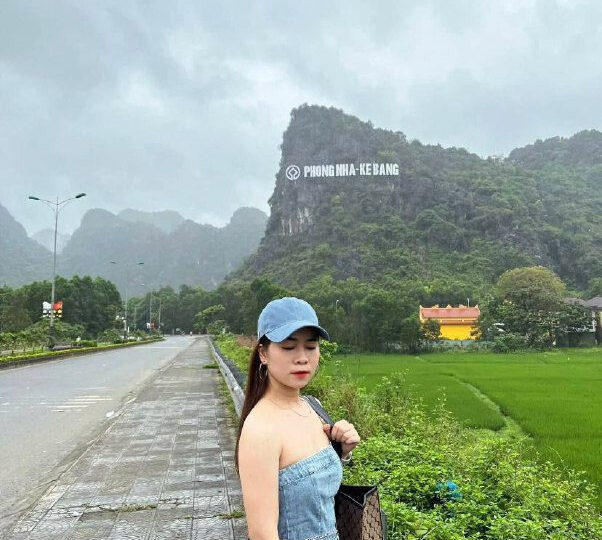 Ảnh 8 của Chơi public dừng xe giữa đường doggy em bên xe ôtô (Full Clip + Pic)