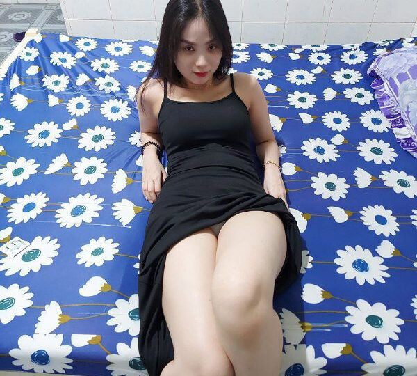 Ảnh 6 của Clip sex Em đeo kính váy xanh xinh dâm dáng ngon cực Hot (Full Clip + Pic) – Phần 5