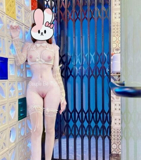 Ảnh 2 của Couple Bé Thỏ cosplay cô dâu lên đỉnh ra nước trắng (Phần 1)
