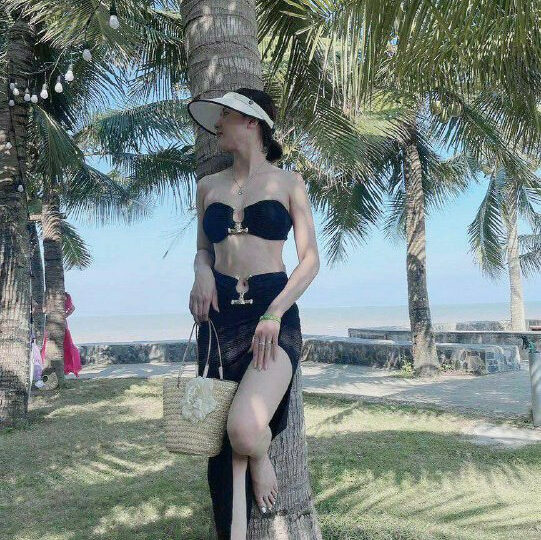 Ảnh 3 của Lộ clip sex cặp vợ chồng ở Hạ Long vợ sướng lên đỉnh rên la không ngừng