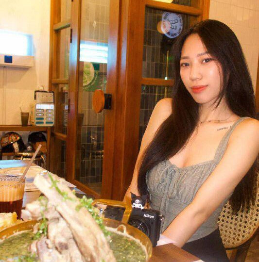 Ảnh 14 của Lộ clip sex Chịch gái xinh từ nhà tắm đến giường quá phê (Full Clip + Pic)
