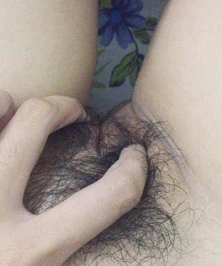 Ảnh 7 của Lộ clip sex em học sinh đeo kính mặc áo dài địt với bạn trai (Full Clip + Pic)