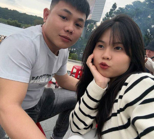 Ảnh 2 của Úp thìa em chubby mông to xuất tinh trong